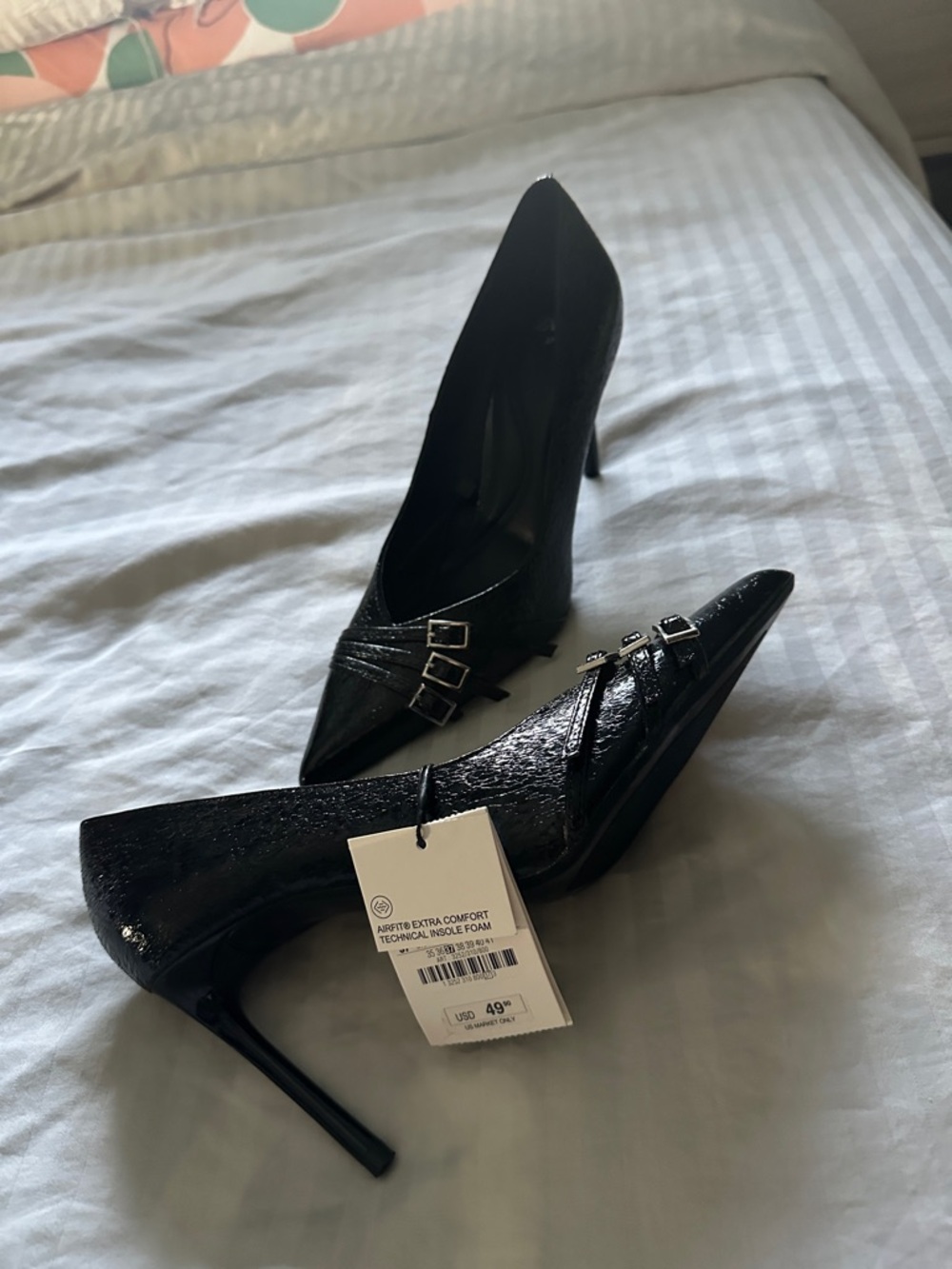 Zara Women’s Black Pointed-Toe Stiletto Pumps with Buckle Detail